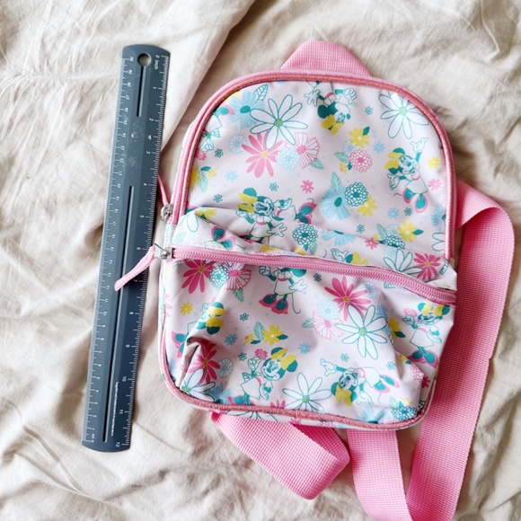 Minnie Mouse Backpack - Picture 4 of 5